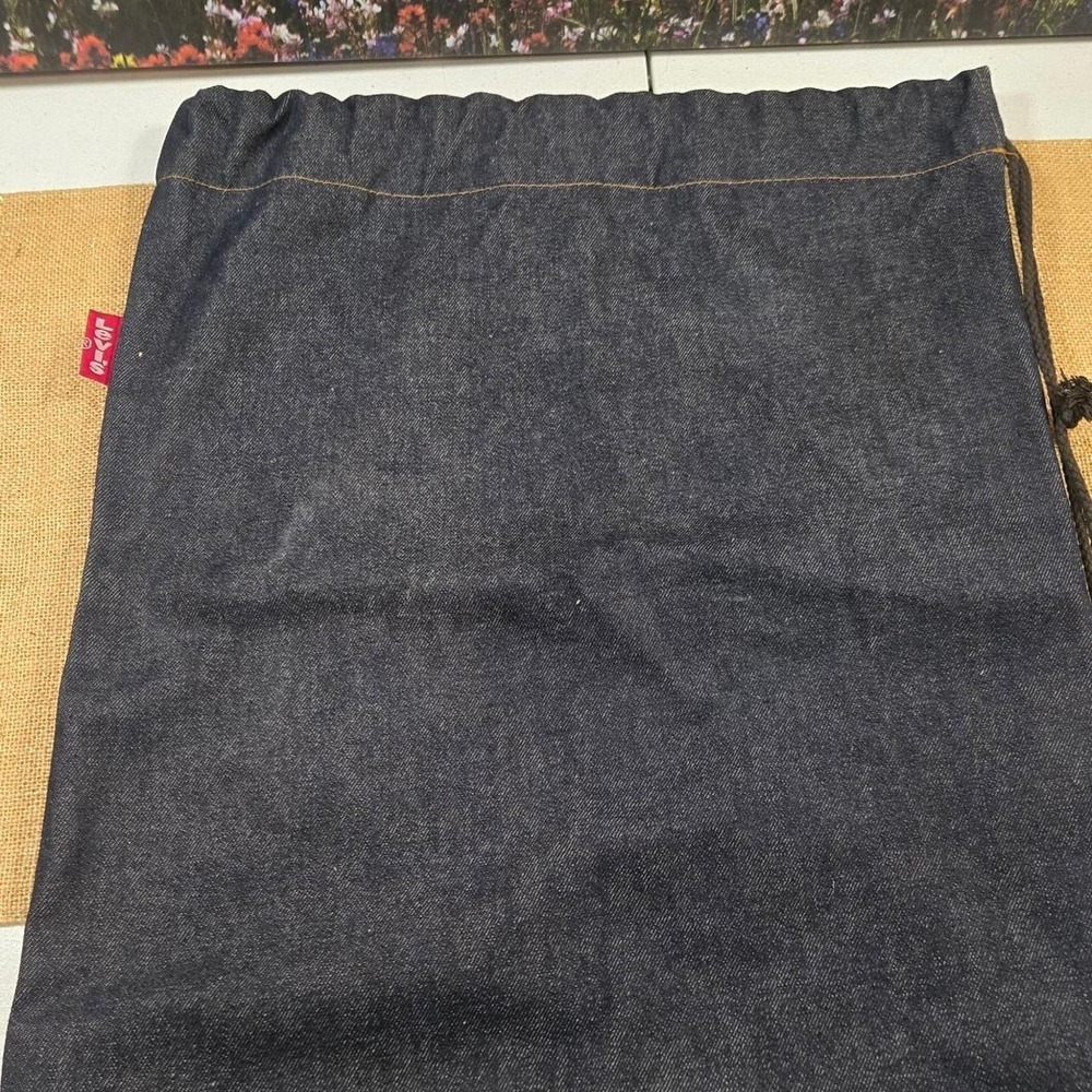 Levi's dark blue drawstring backpack